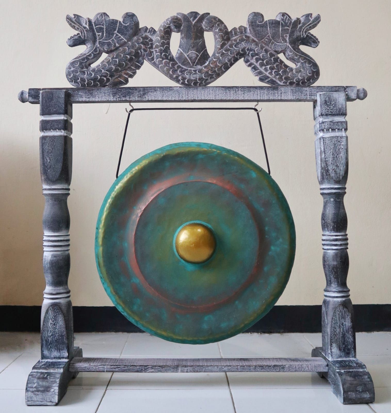 Medium Gong in Stand - 35cm - Greenwash - Irama Nusa